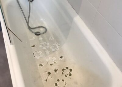 baignoire incrustée